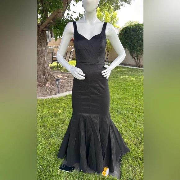 Deb | Dresses | Deb Black Sleeveless Vneck Maxi Gown | Poshmark